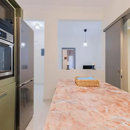 Theofilos Urban Apartment, Close To Center Soluň
